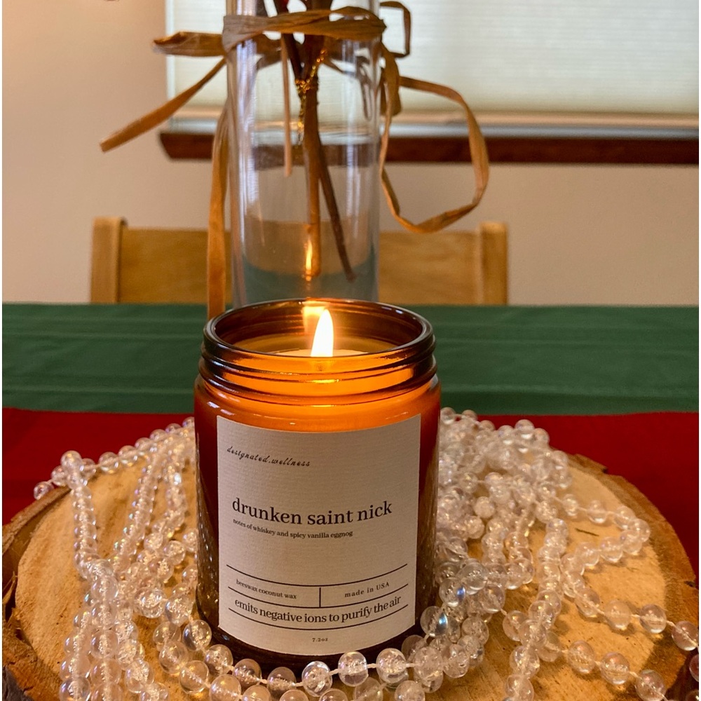 100% Beeswax coconut wax hand poured candle cleans the air holiday scents gifts